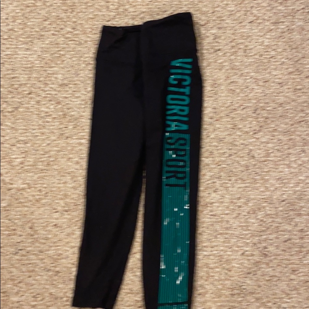 Victoria’s Secret leggings